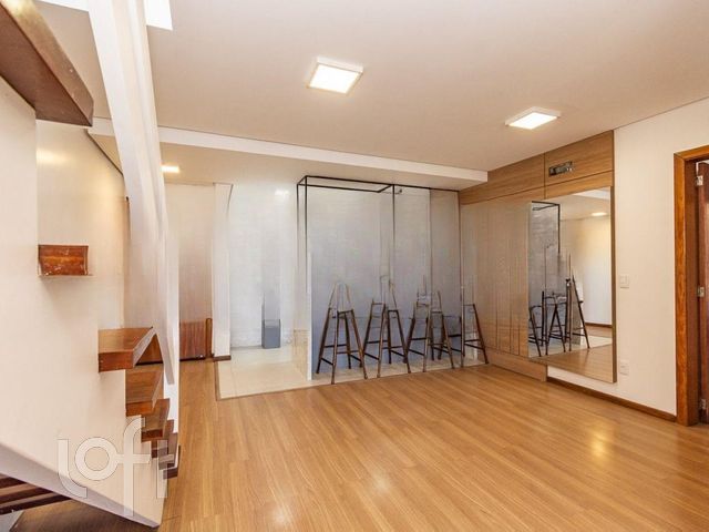 Apartamento com 191m², 3 dormitórios, 1 suíte, 2 vagas, Chácara das Pedras em Porto Alegre