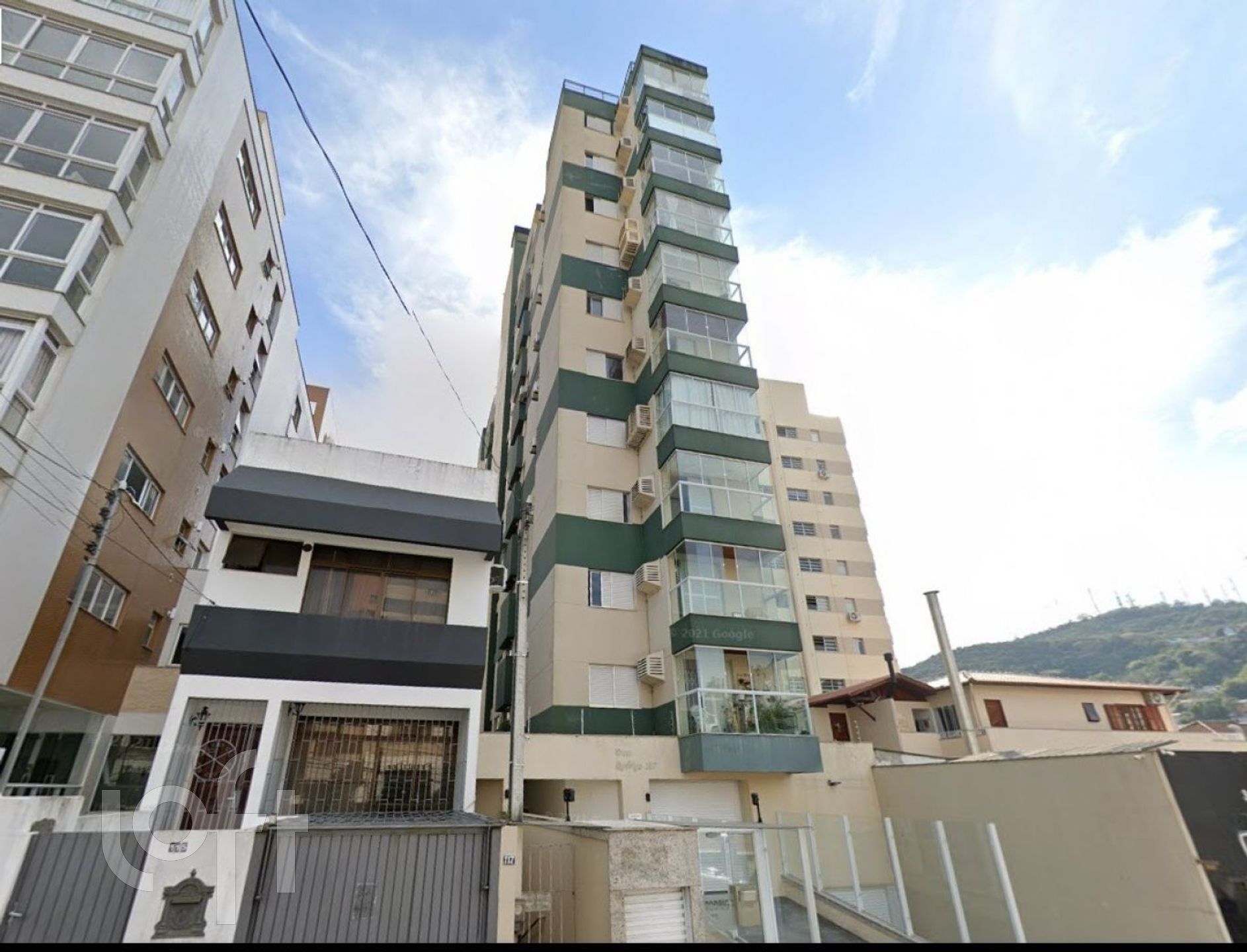 Apartamentos com 96m², 3 quartos, 1 suíte, 1 garagem, no bairro Centro em Florianópolis