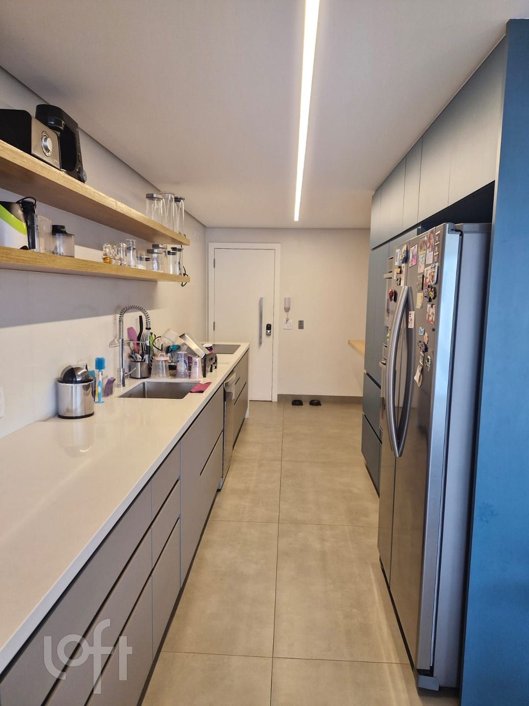 Apartamento à venda com 3 quartos, 180m² - Foto 9