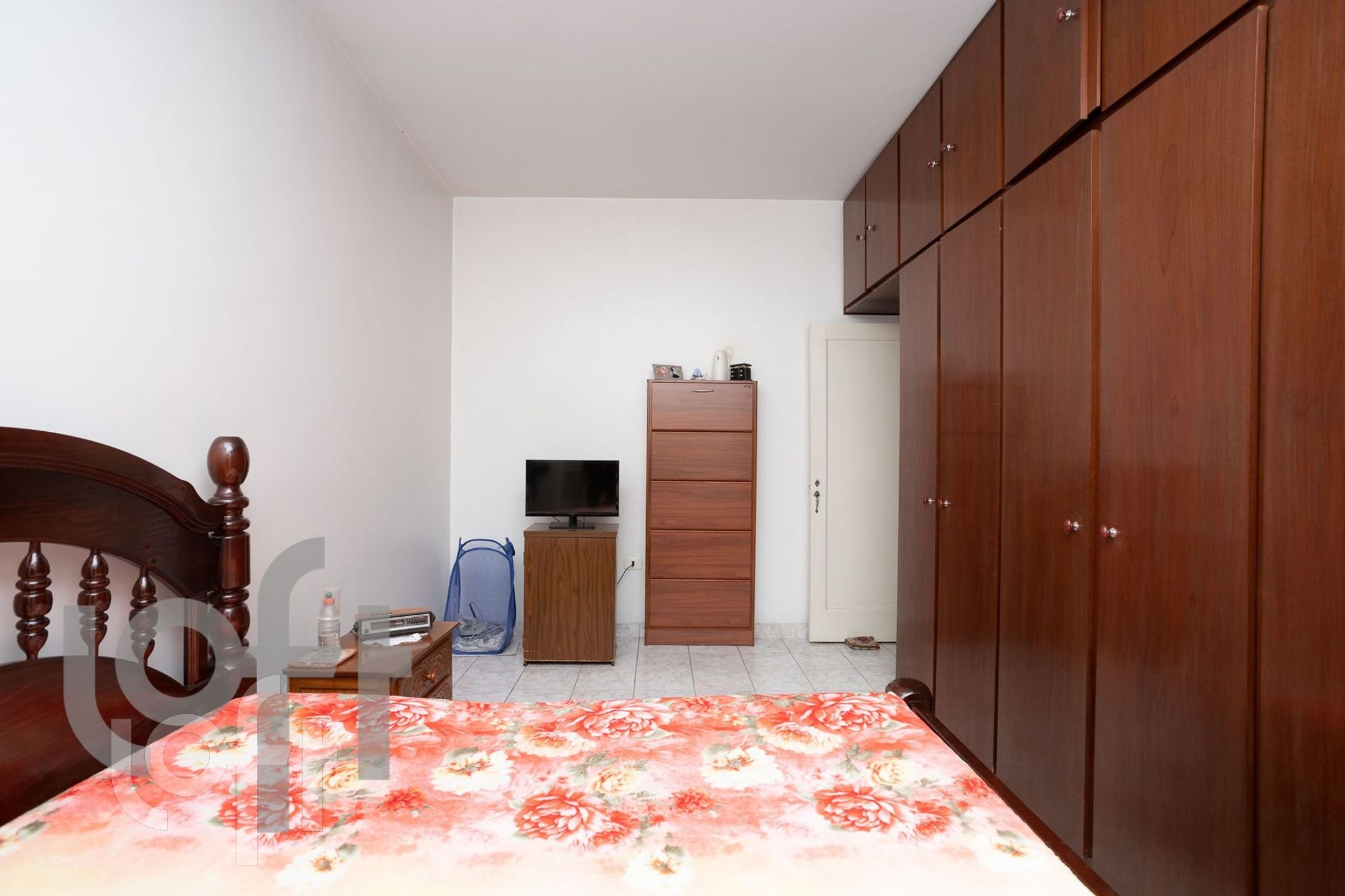 Apartamento à venda com 2 quartos, 80m² - Foto 13