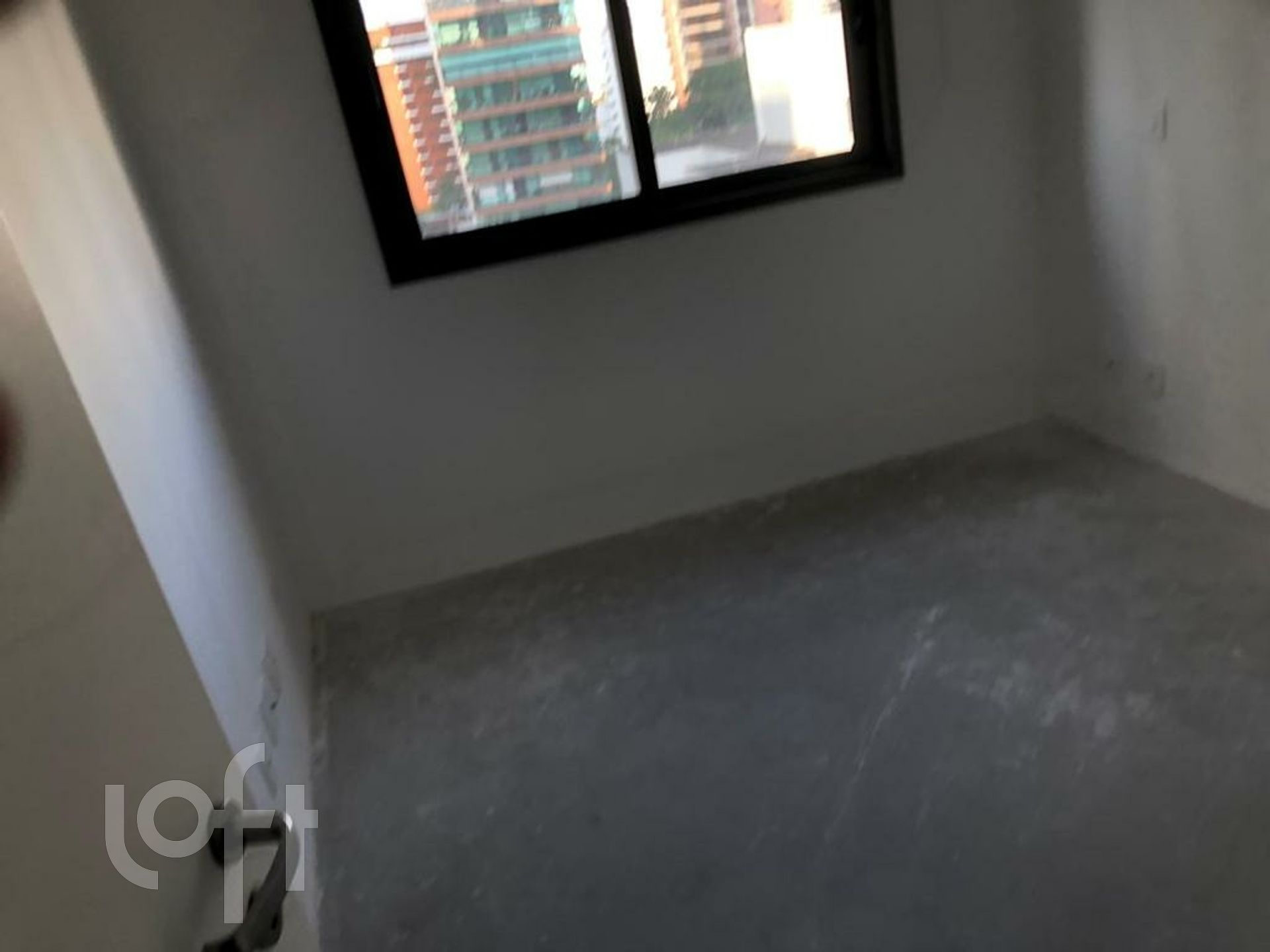 Apartamento à venda com 3 quartos, 192m² - Foto 7