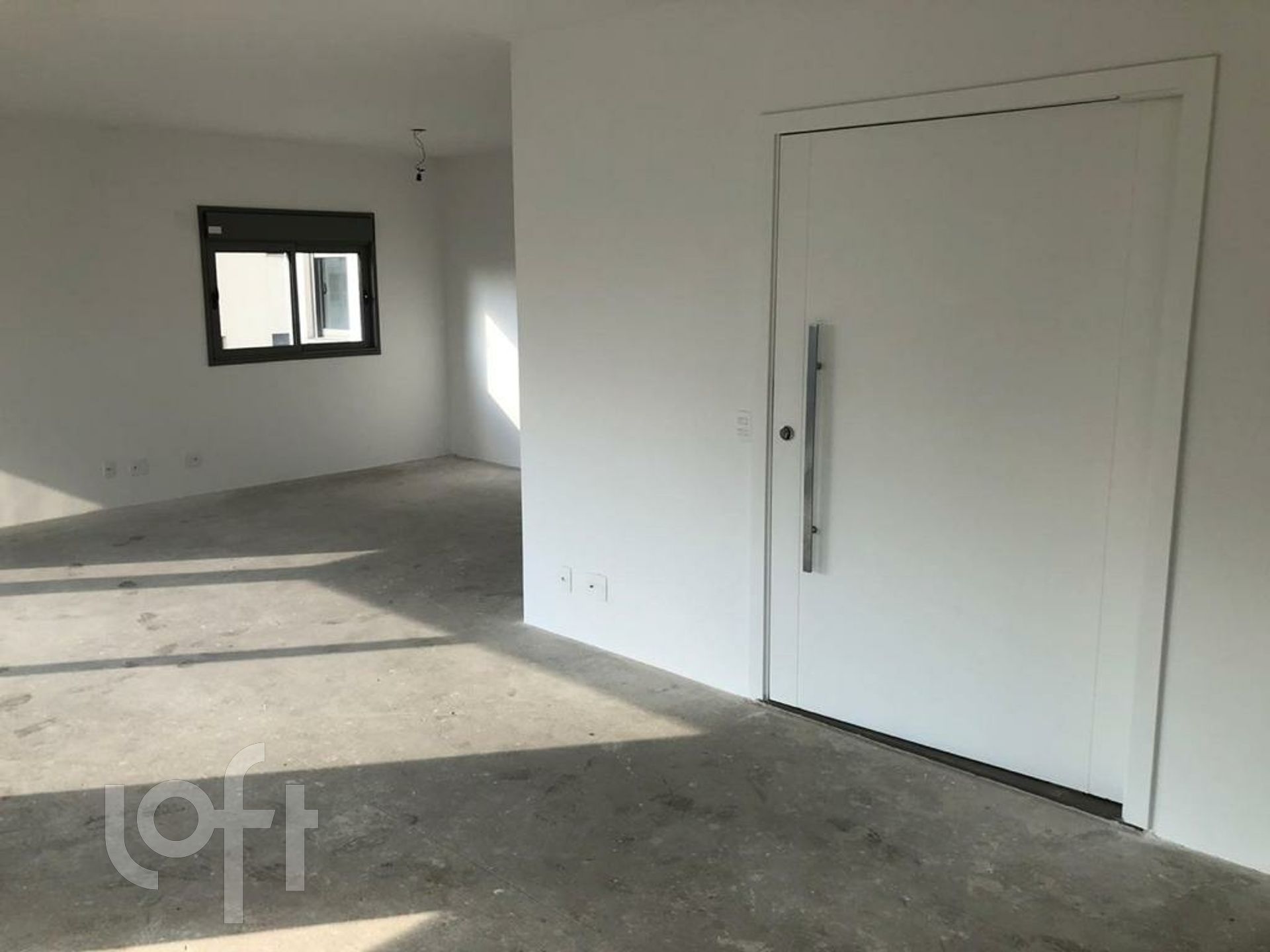 Apartamento à venda com 3 quartos, 192m² - Foto 3