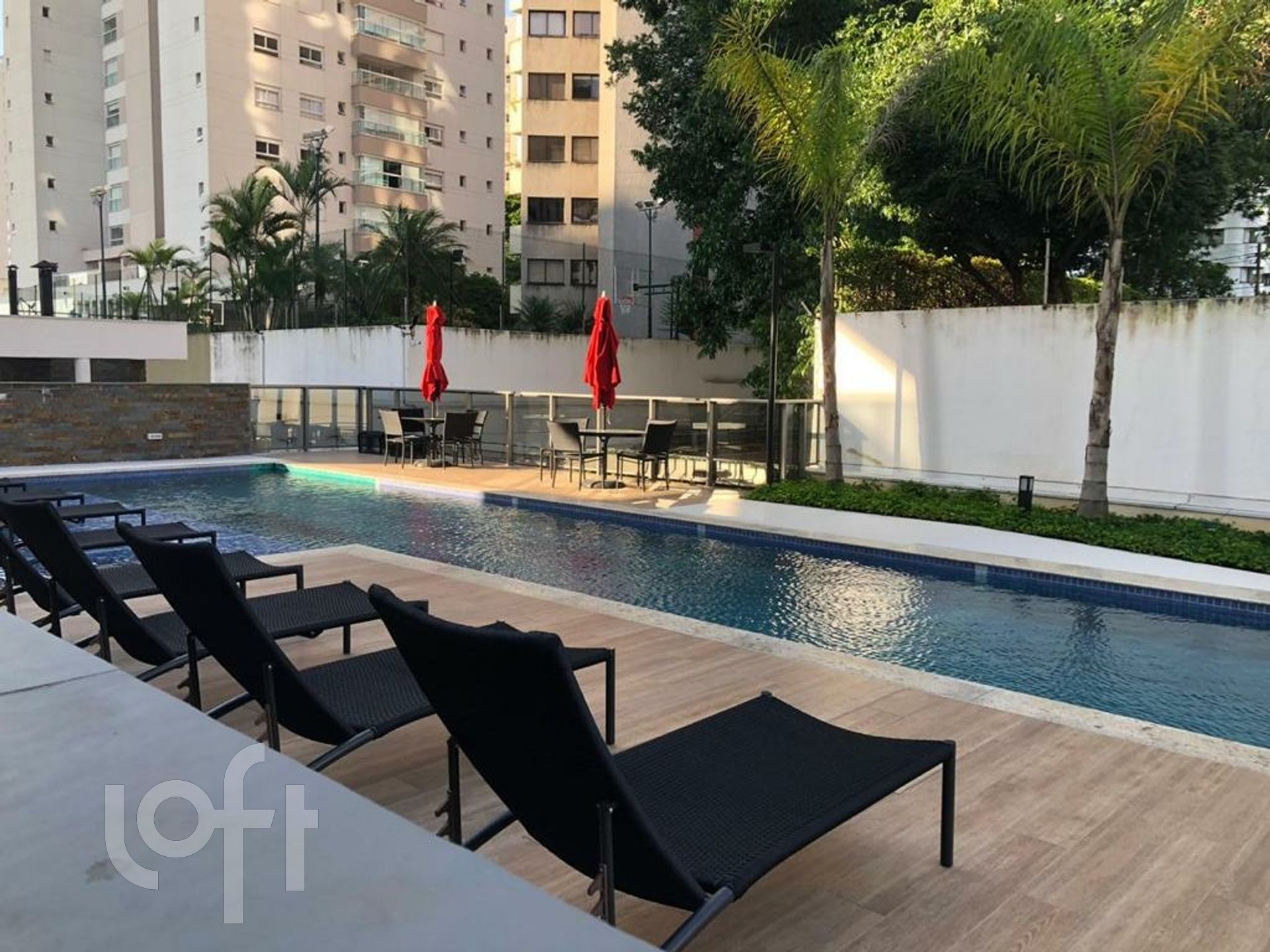 Apartamento à venda com 3 quartos, 192m² - Foto 9