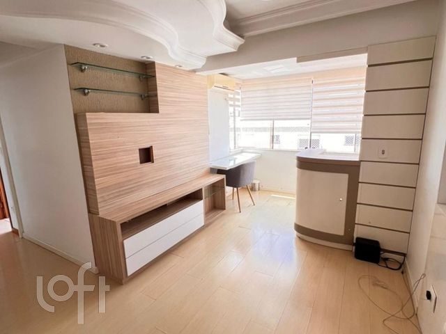 Apartamento com 66m², 2 dormitórios, 1 suíte, 2 vagas, Higienópolis em Porto Alegre