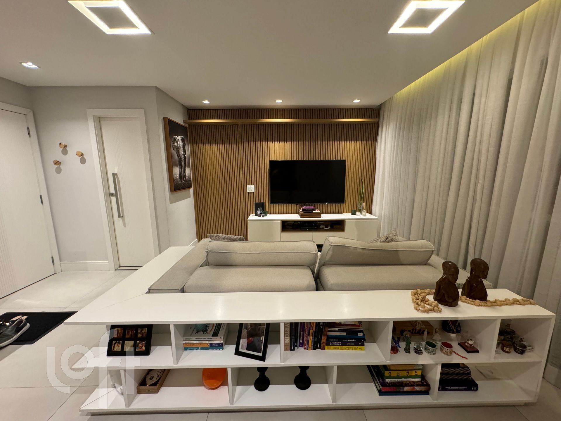 Apartamento à venda com 3 quartos, 123m² - Foto 12