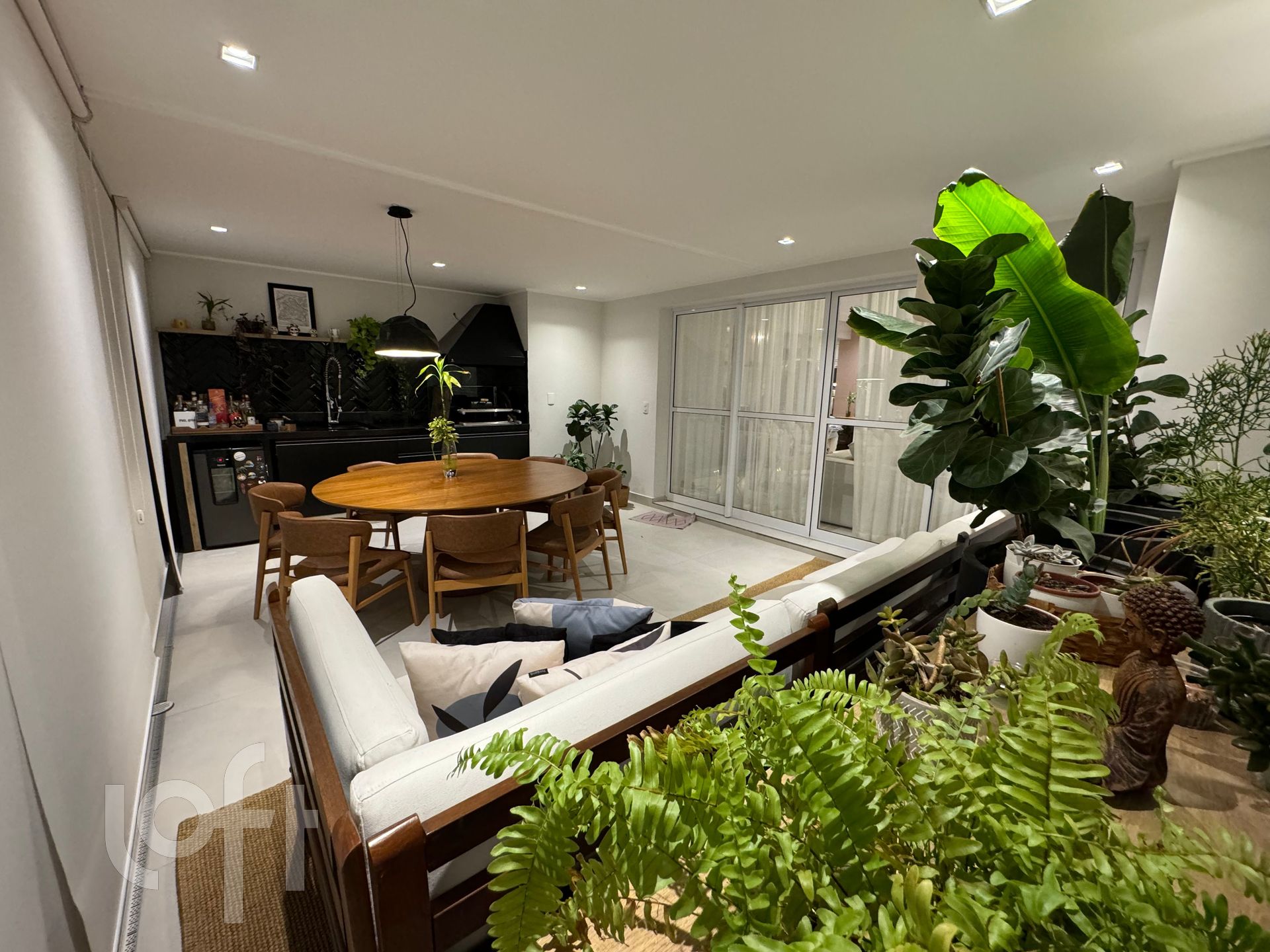 Apartamento à venda com 3 quartos, 123m² - Foto 4