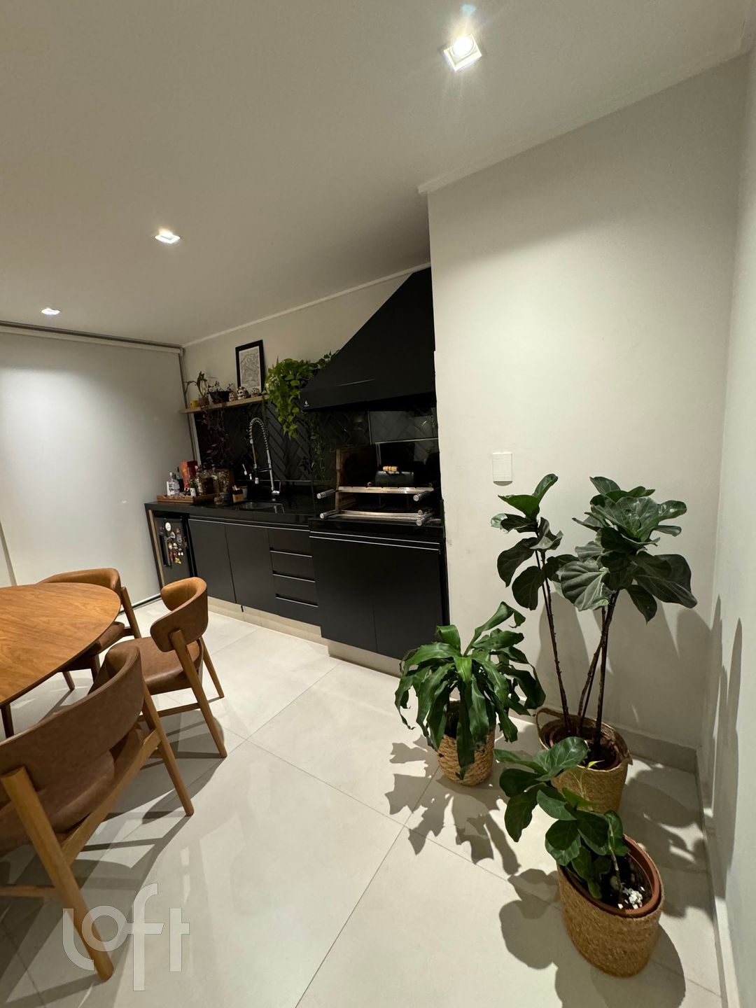 Apartamento à venda com 3 quartos, 123m² - Foto 11