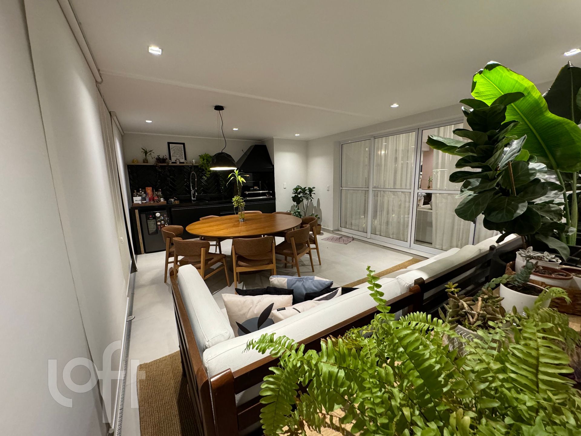 Apartamento à venda com 3 quartos, 123m² - Foto 7