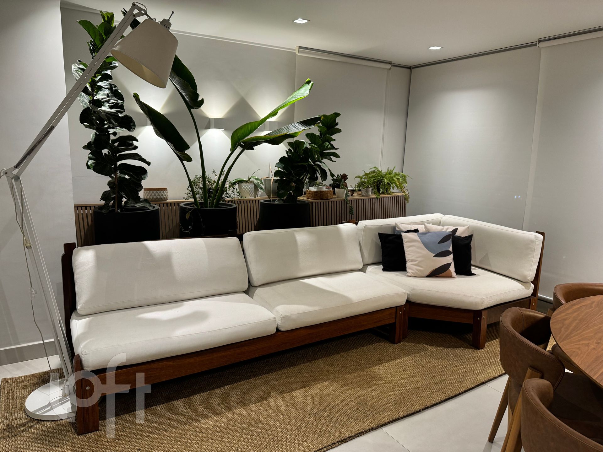 Apartamento à venda com 3 quartos, 123m² - Foto 9