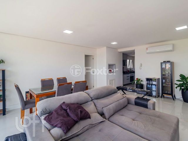 Apartamento com 108m², 3 dormitórios, 1 suíte, 2 vagas, Vila Ipiranga em Porto Alegre