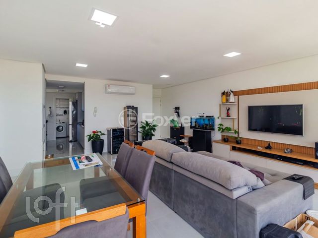 Apartamento com 108m², 3 dormitórios, 1 suíte, 2 vagas, Vila Ipiranga em Porto Alegre