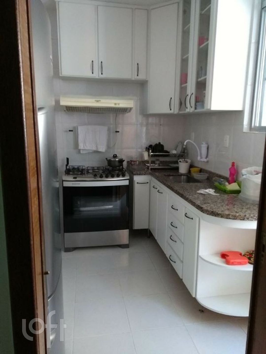 Apartamento à venda com 4 quartos, 180m² - Foto 3