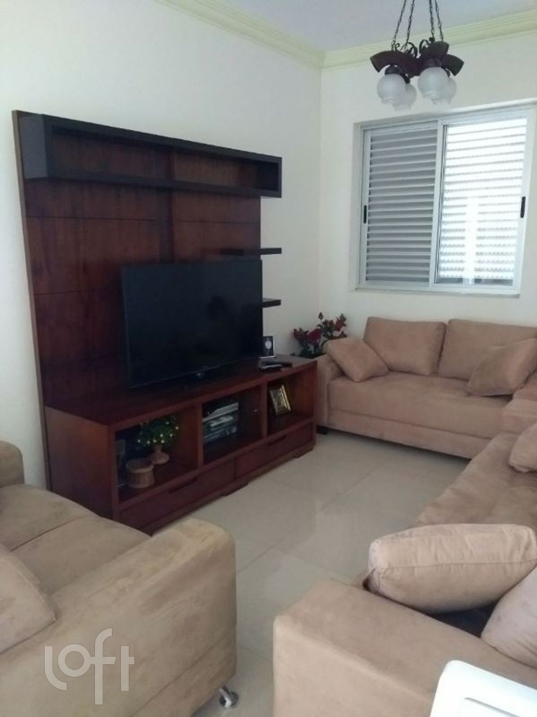 Apartamento à venda com 4 quartos, 180m² - Foto 1