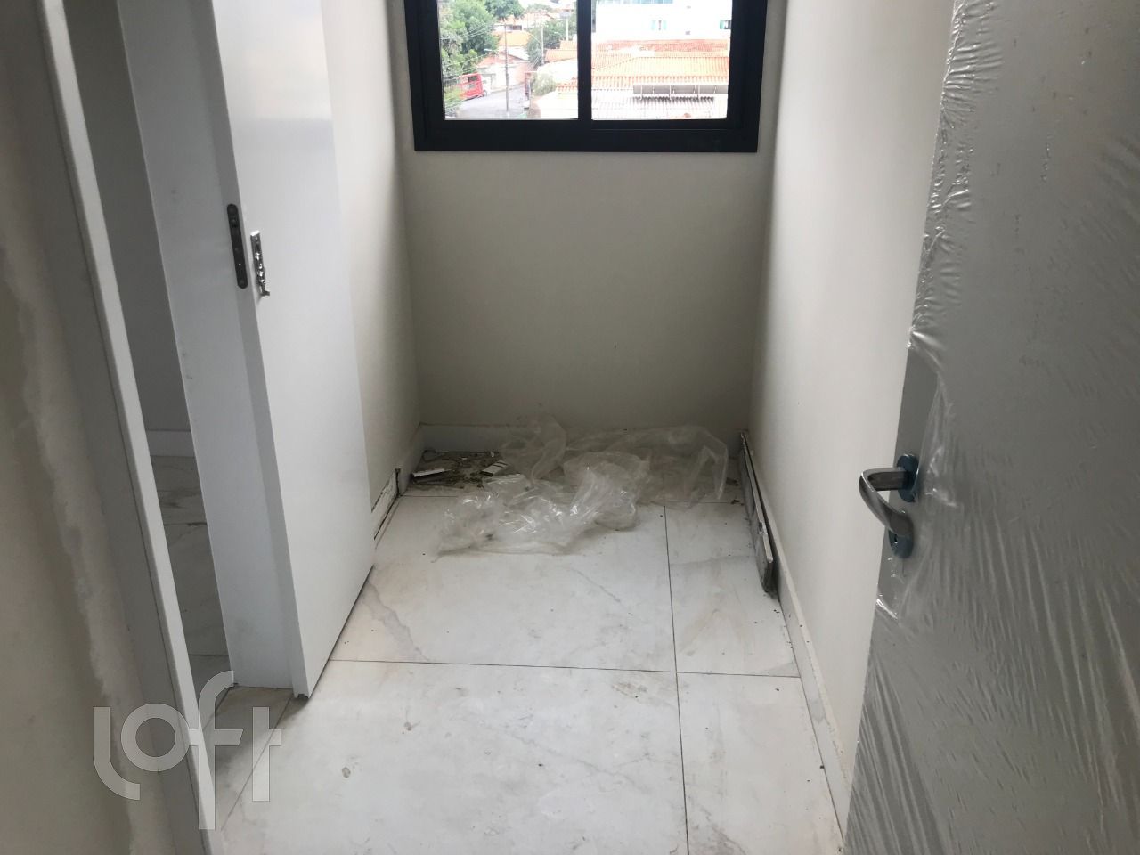 Apartamento à venda com 3 quartos, 65m² - Foto 2