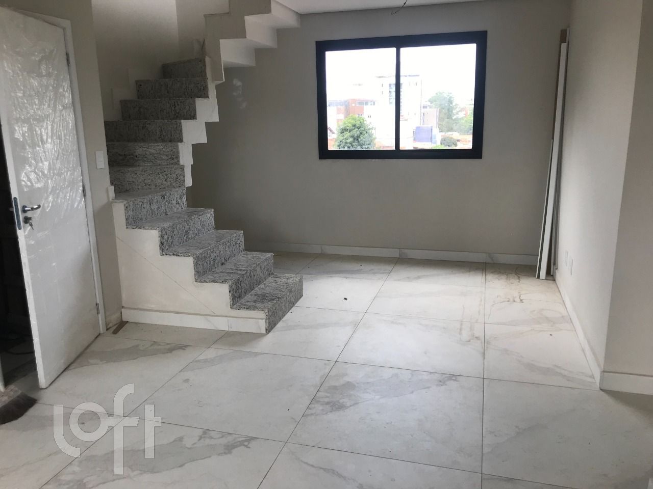 Apartamento à venda com 3 quartos, 65m² - Foto 1