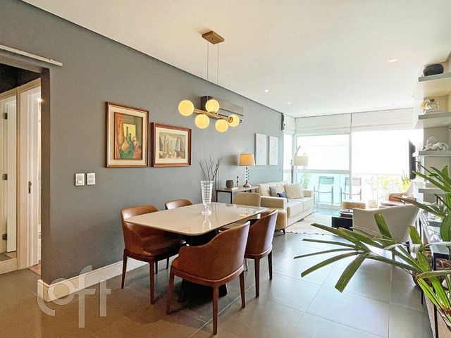 Apartamento com 84m², 2 dormitórios, 1 suíte, 3 vagas, Chácara das Pedras em Porto Alegre