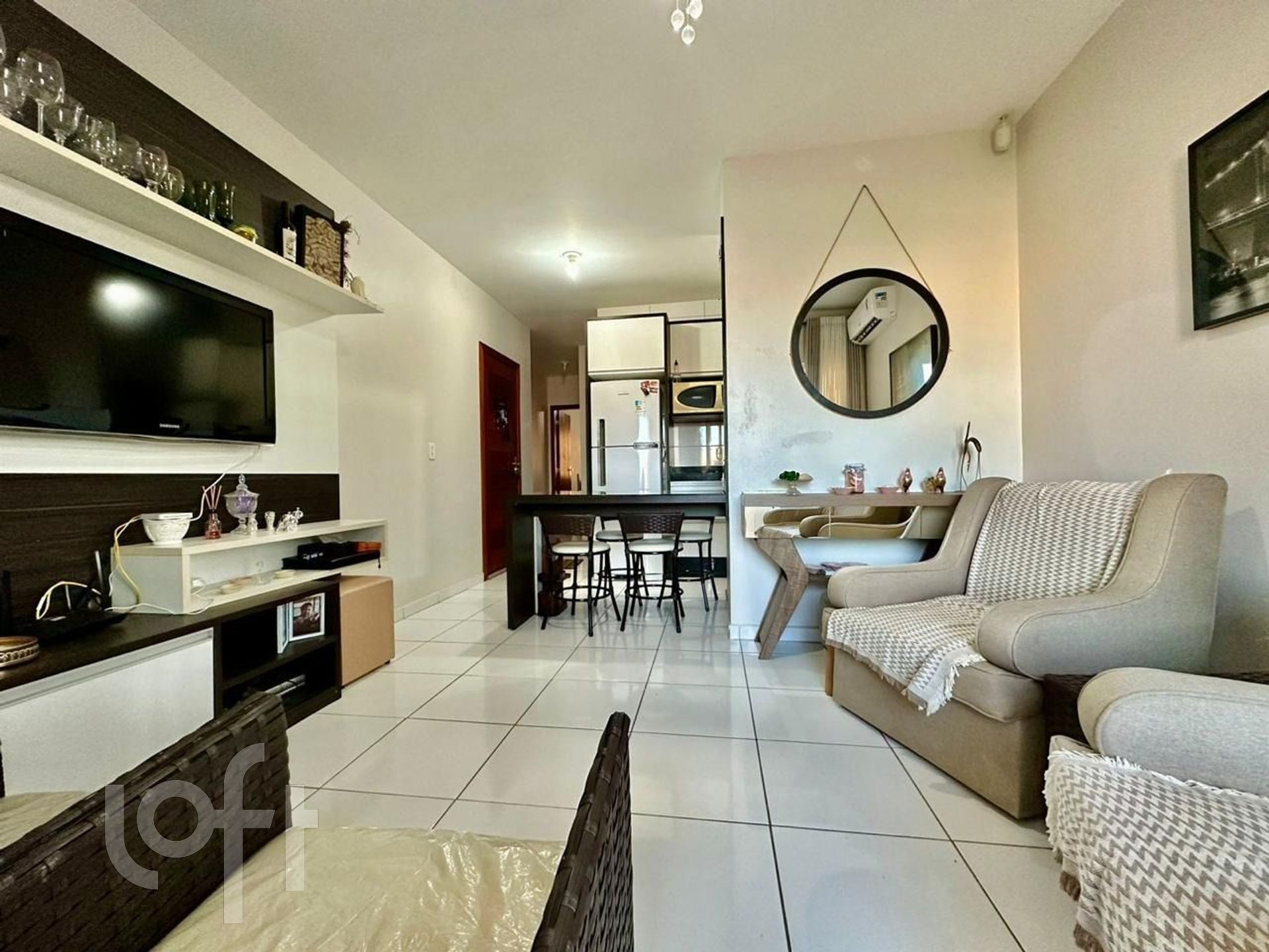Apartamento à venda em Nova Palhoca com 59 m², 2 quartos, 1 suíte, 1 vaga