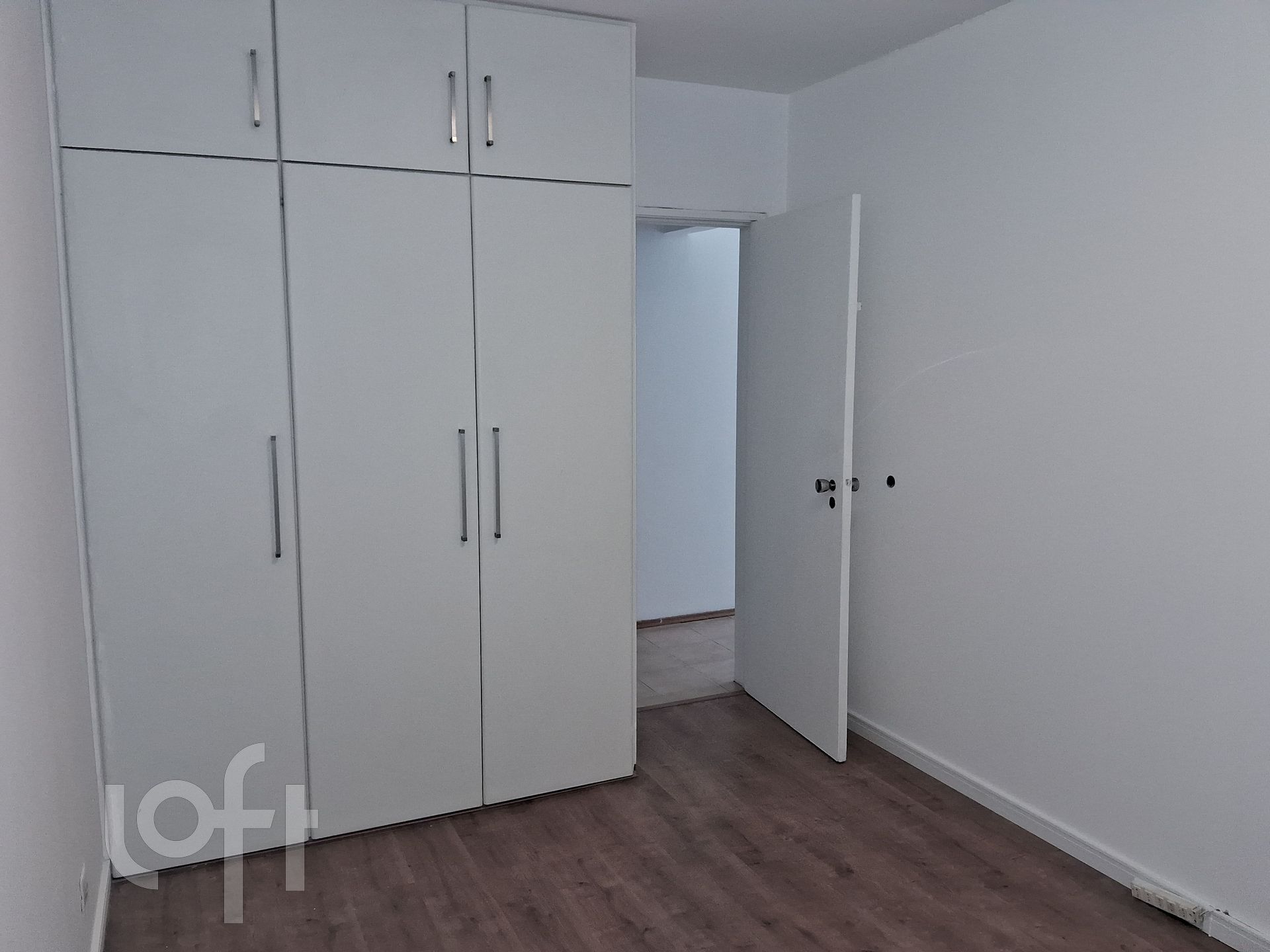 Apartamento à venda com 3 quartos, 105m² - Foto 8