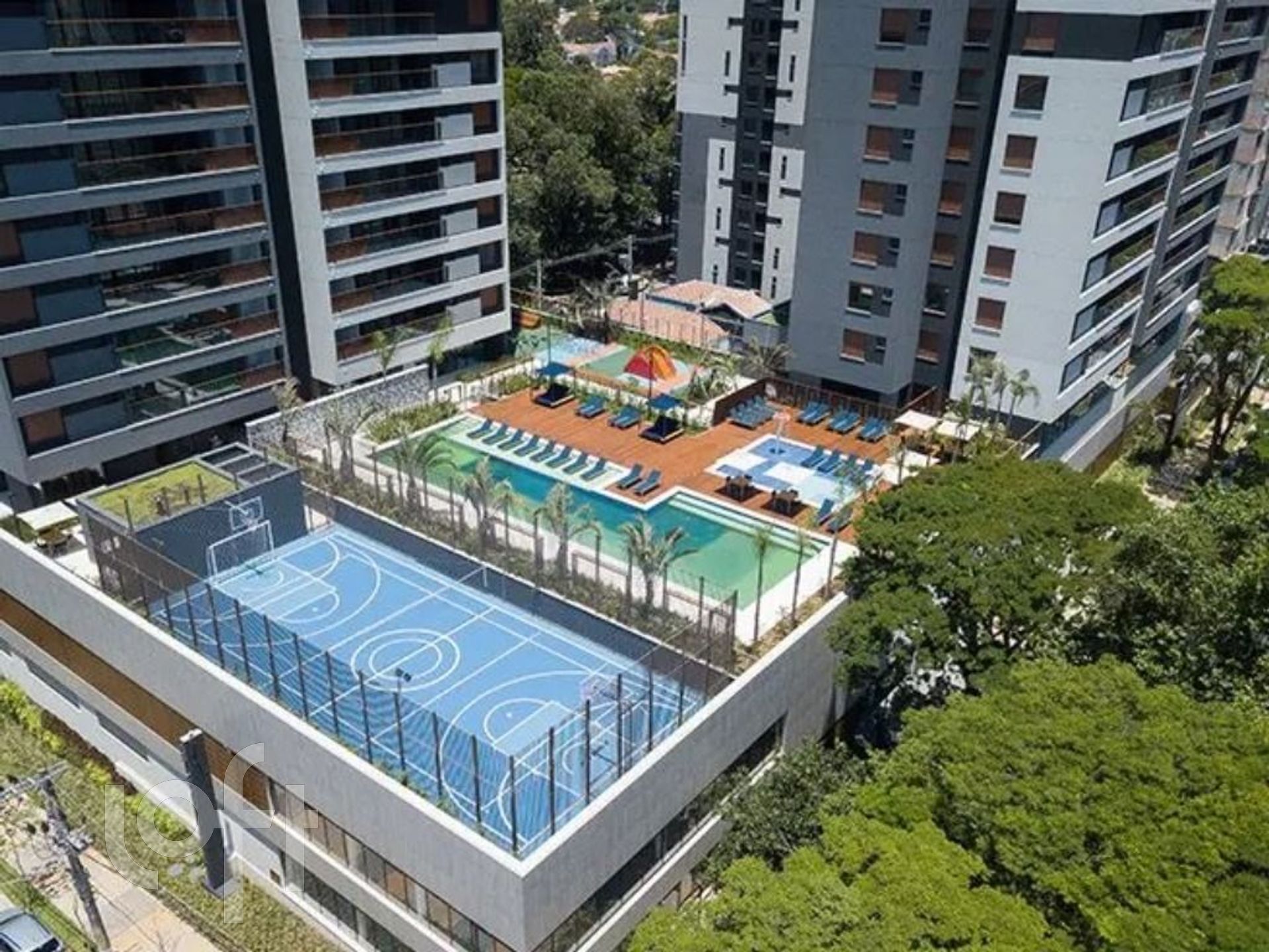 Apartamento à venda com 4 quartos, 145m² - Foto 22