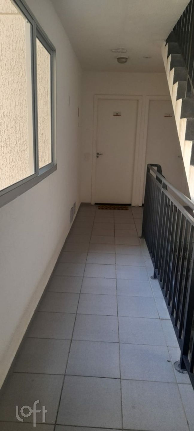 Apartamento à venda com 2 quartos, 40m² - Foto 16