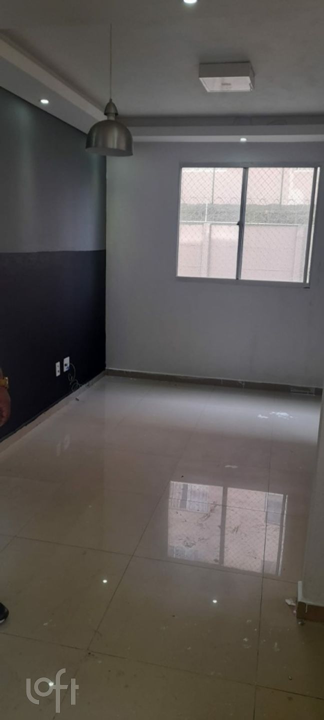 Apartamento à venda com 2 quartos, 40m² - Foto 13