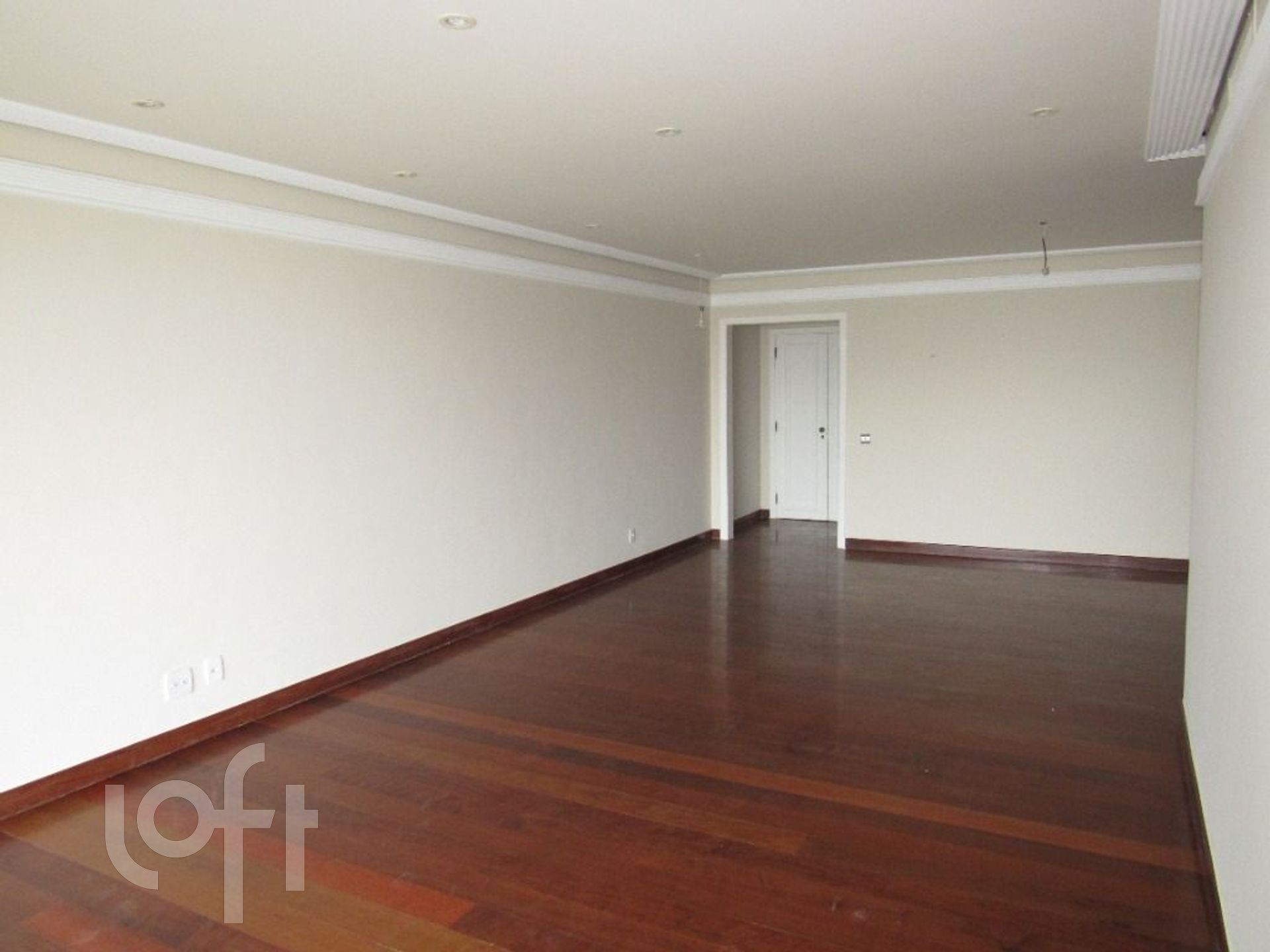 Apartamento à venda com 4 quartos, 209m² - Foto 3