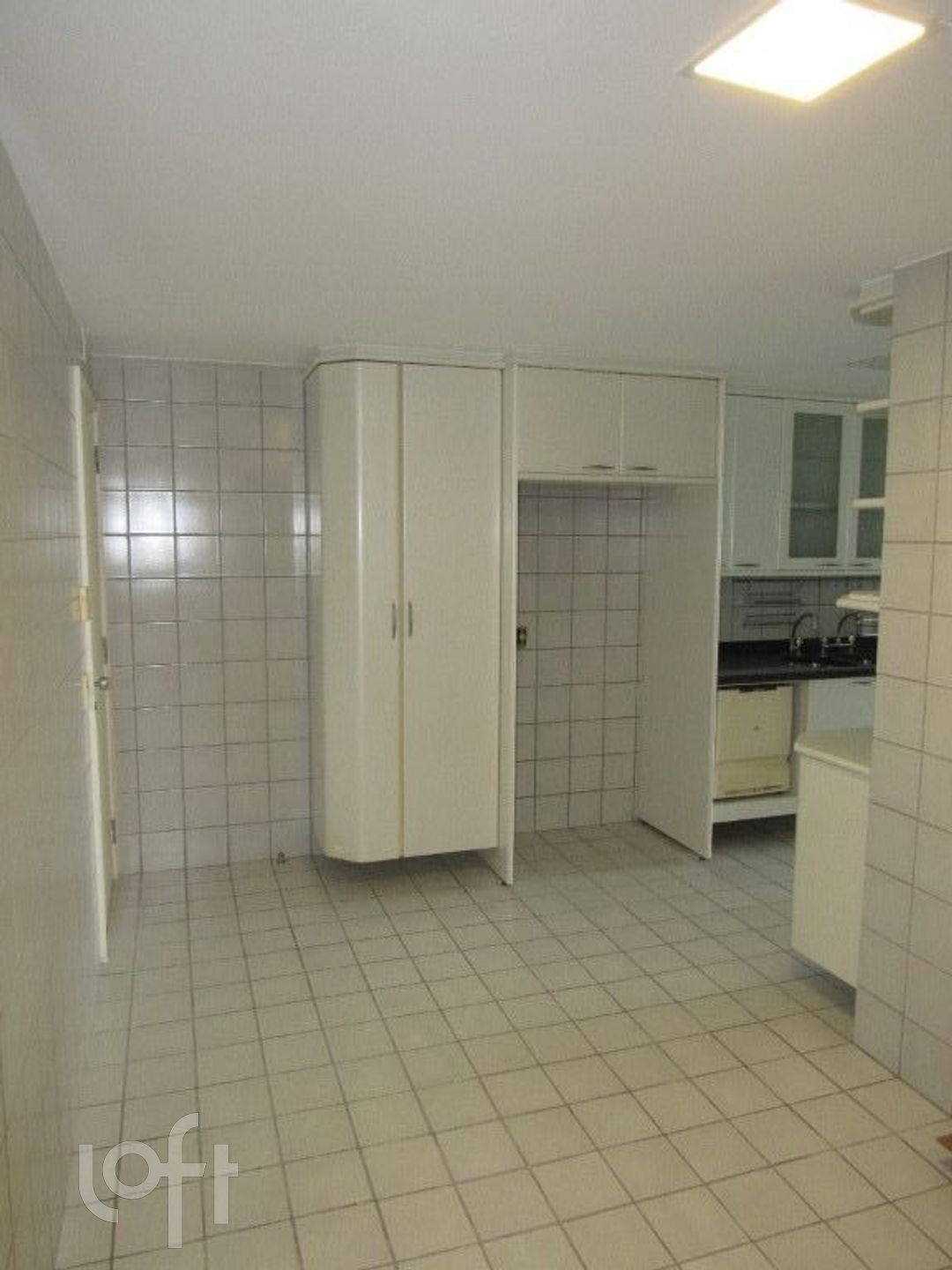 Apartamento à venda com 4 quartos, 209m² - Foto 20