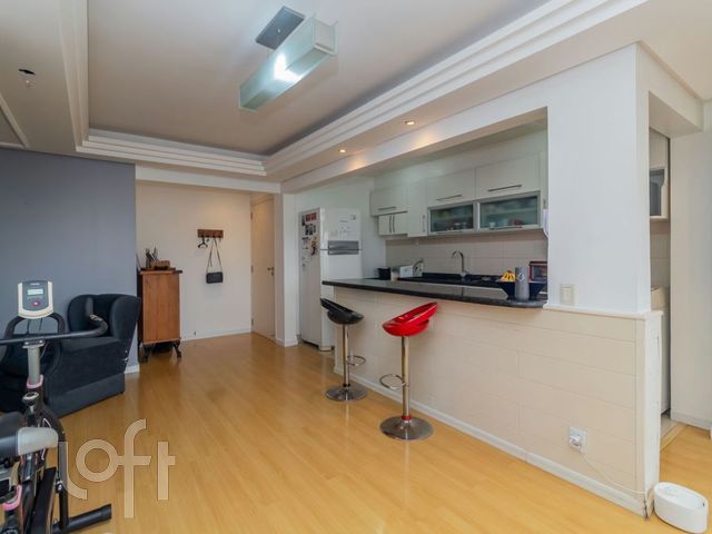 Apartamento com 88m², 3 dormitórios, 1 suíte, 2 vagas, Vila Ipiranga em Porto Alegre