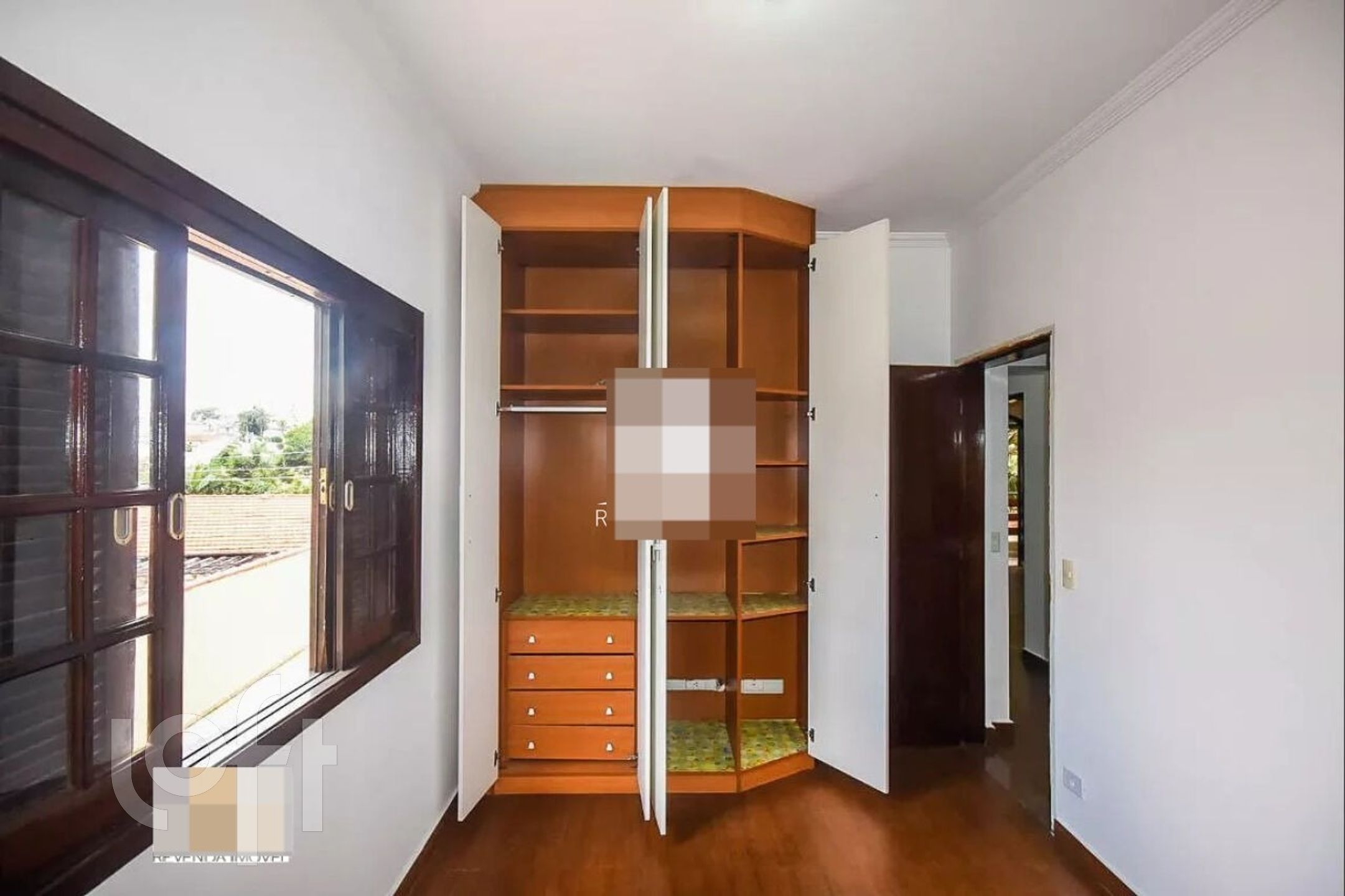 Casa à venda com 5 quartos, 261m² - Foto 6