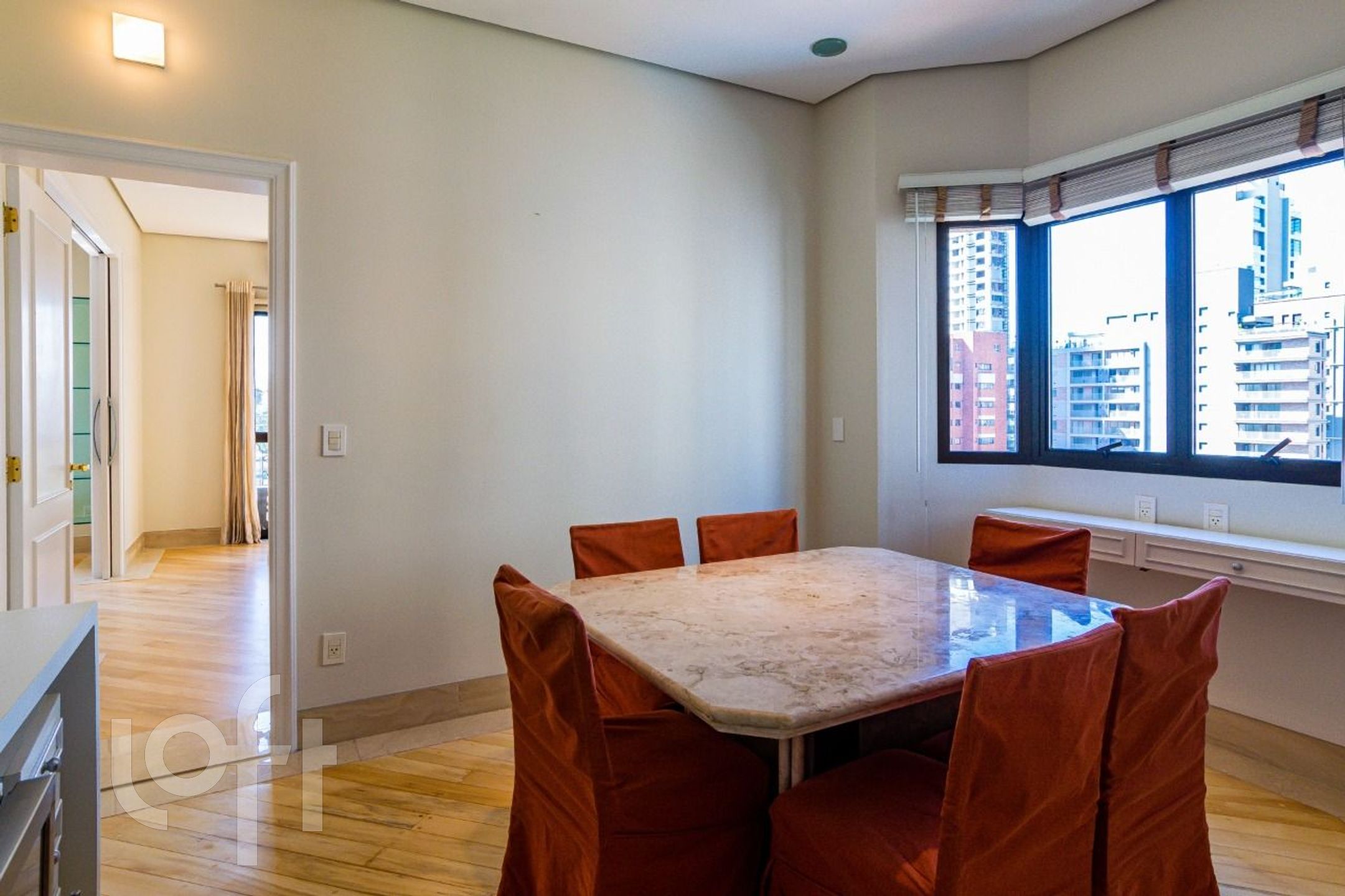 Apartamento à venda com 4 quartos, 320m² - Foto 7