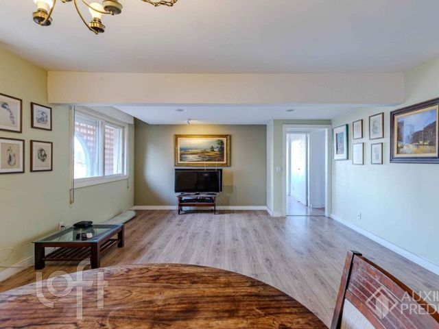 Apartamento com 211m², 3 dormitórios, 1 suíte, 1 vaga, Menino Deus em Porto Alegre