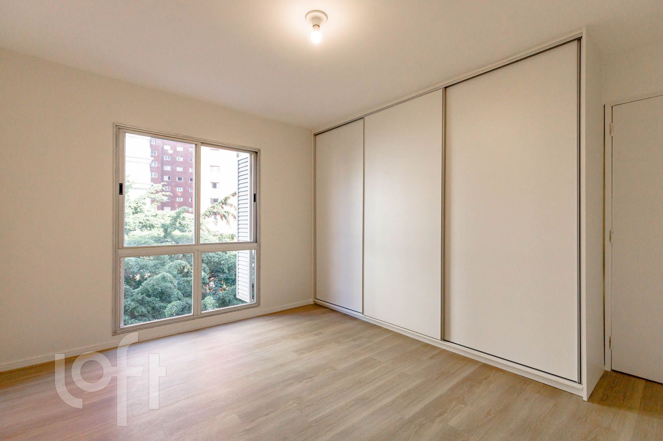 Apartamento à venda com 3 quartos, 128m² - Foto 7