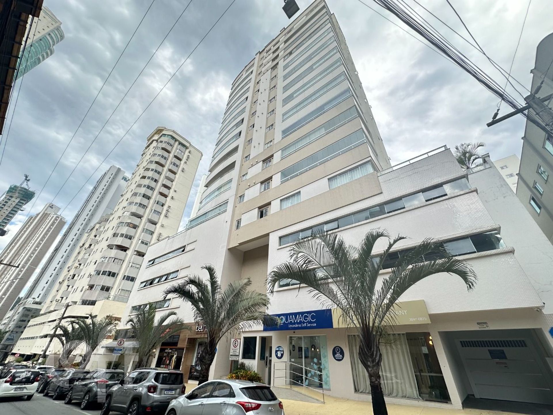 Apartamentos com 116m², 2 quartos, 2 suítes, 3 garagens, no bairro Pioneiros em Balneário Camboriú
