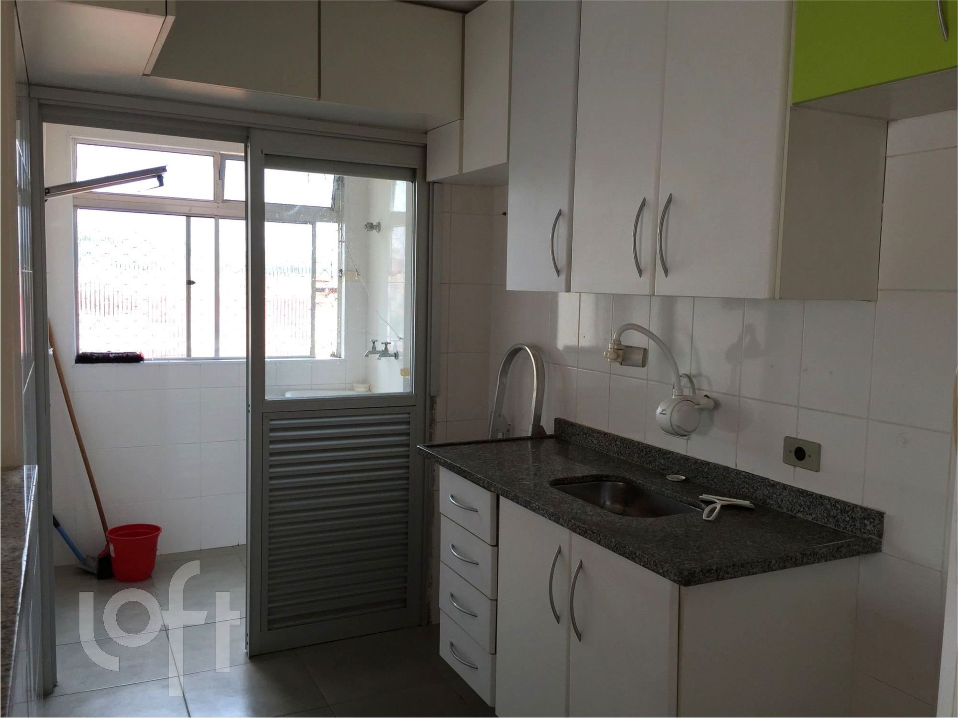 Apartamento à venda com 3 quartos, 65m² - Foto 9