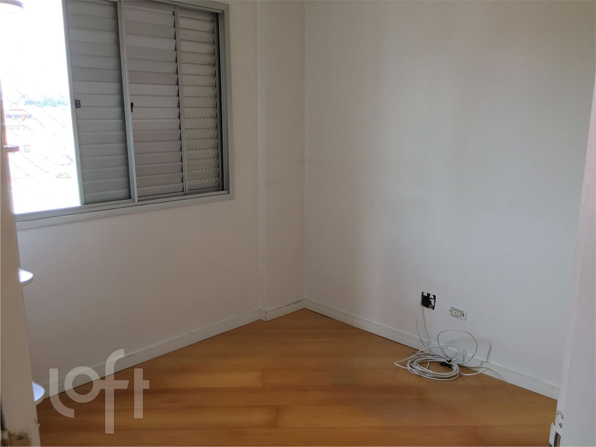 Apartamento à venda com 3 quartos, 65m² - Foto 2