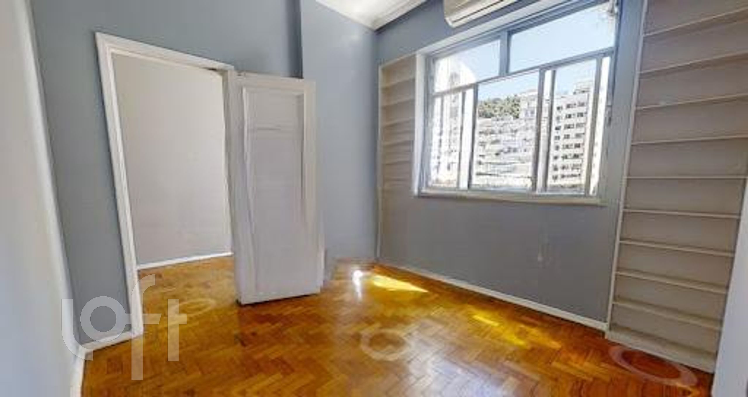 Apartamento à venda com 2 quartos, 107m² - Foto 3