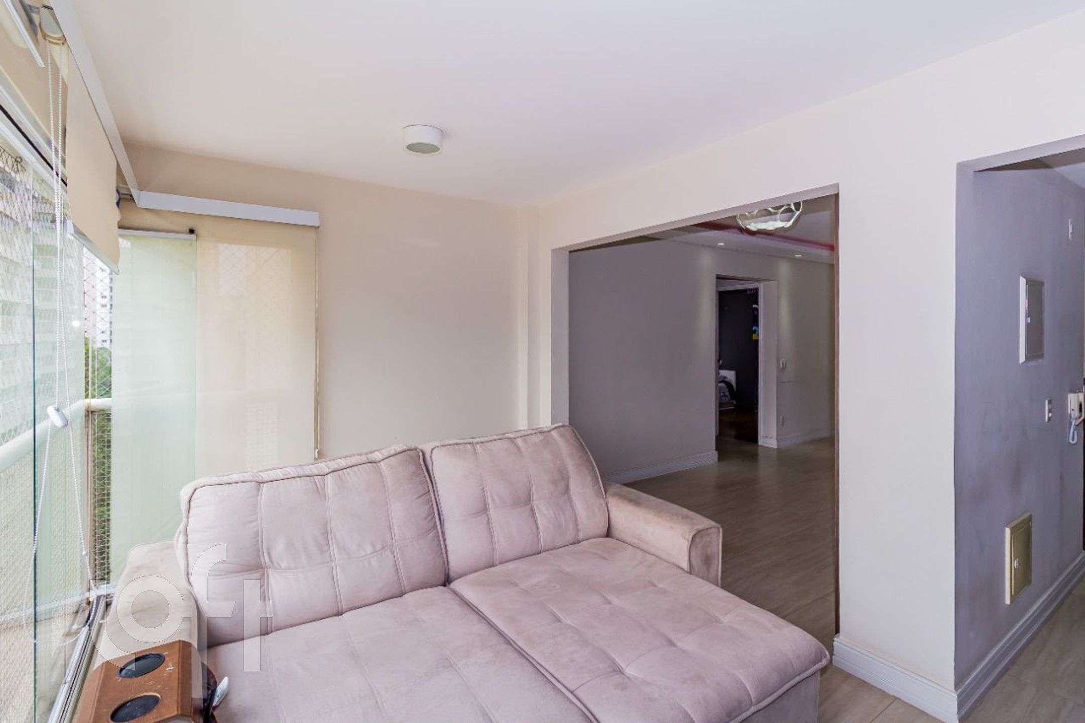 Apartamento à venda com 2 quartos, 75m² - Foto 4