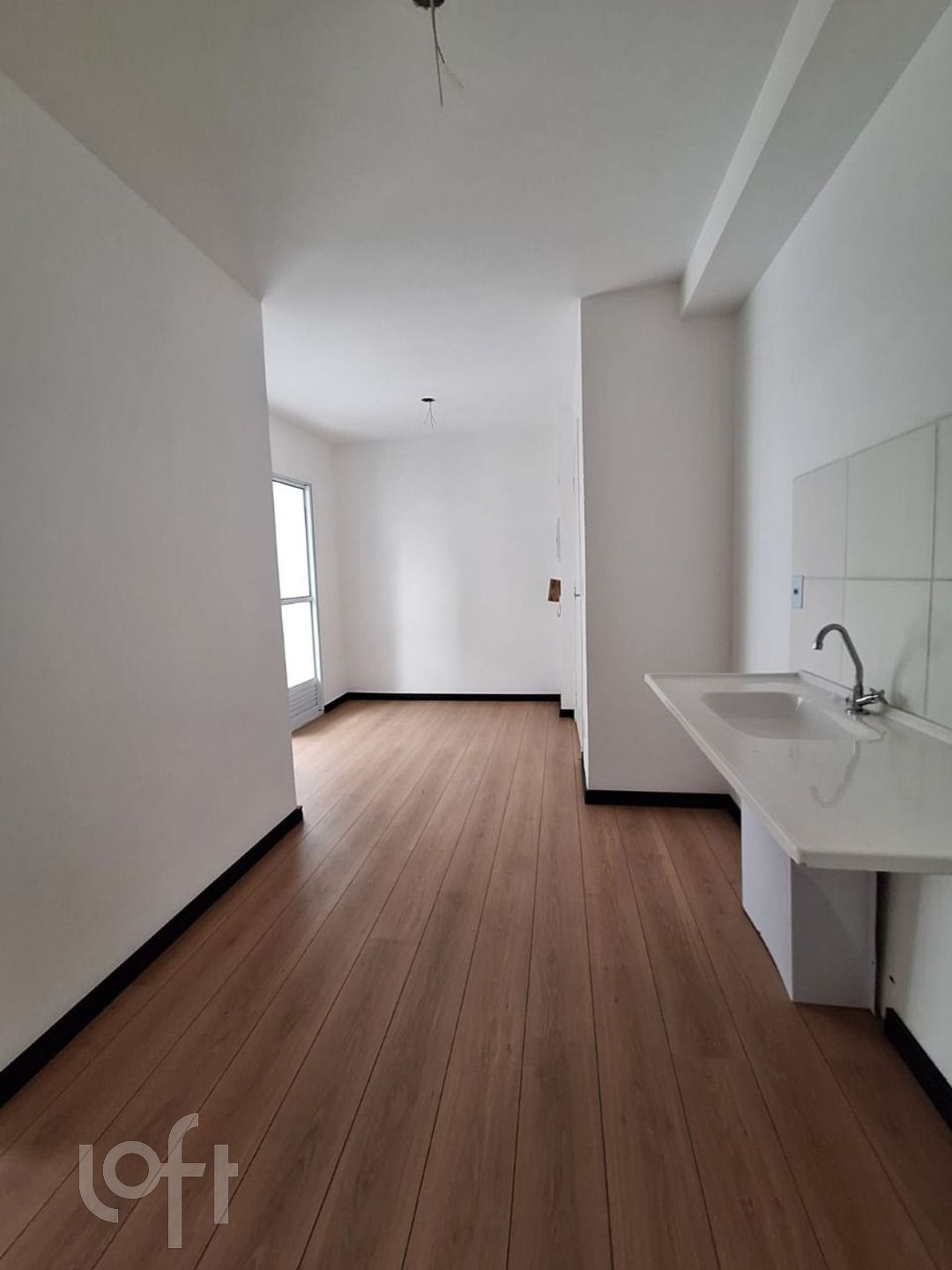 Apartamento à venda com 2 quartos, 33m² - Foto 3