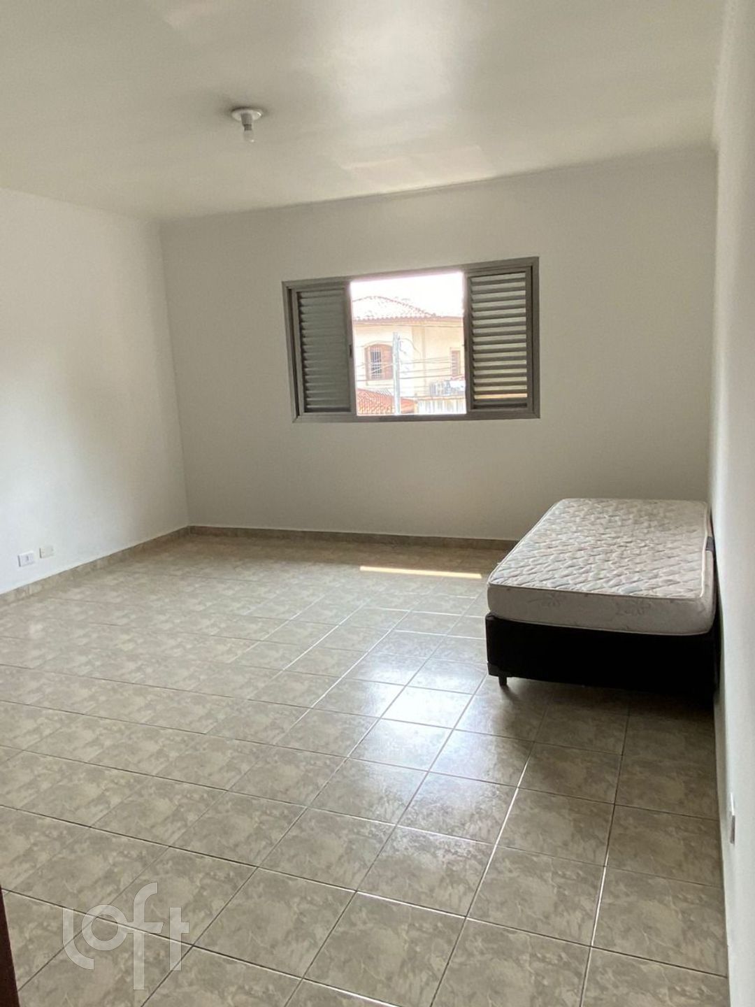 Casa à venda com 3 quartos, 200m² - Foto 8