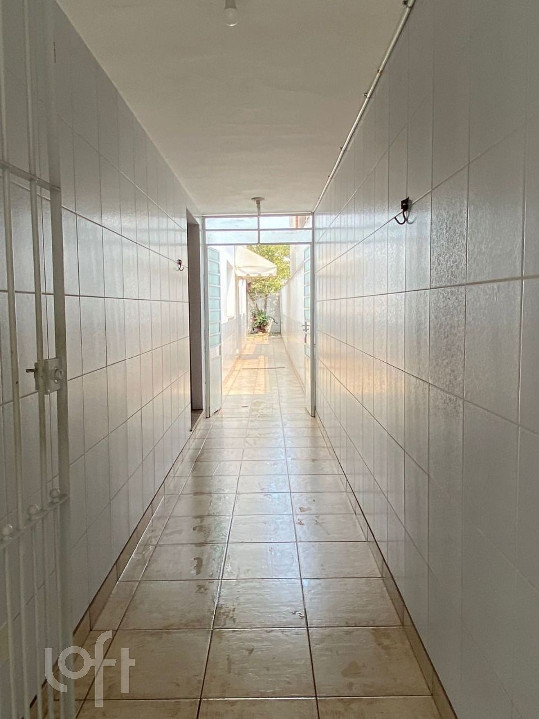 Casa à venda com 3 quartos, 200m² - Foto 15