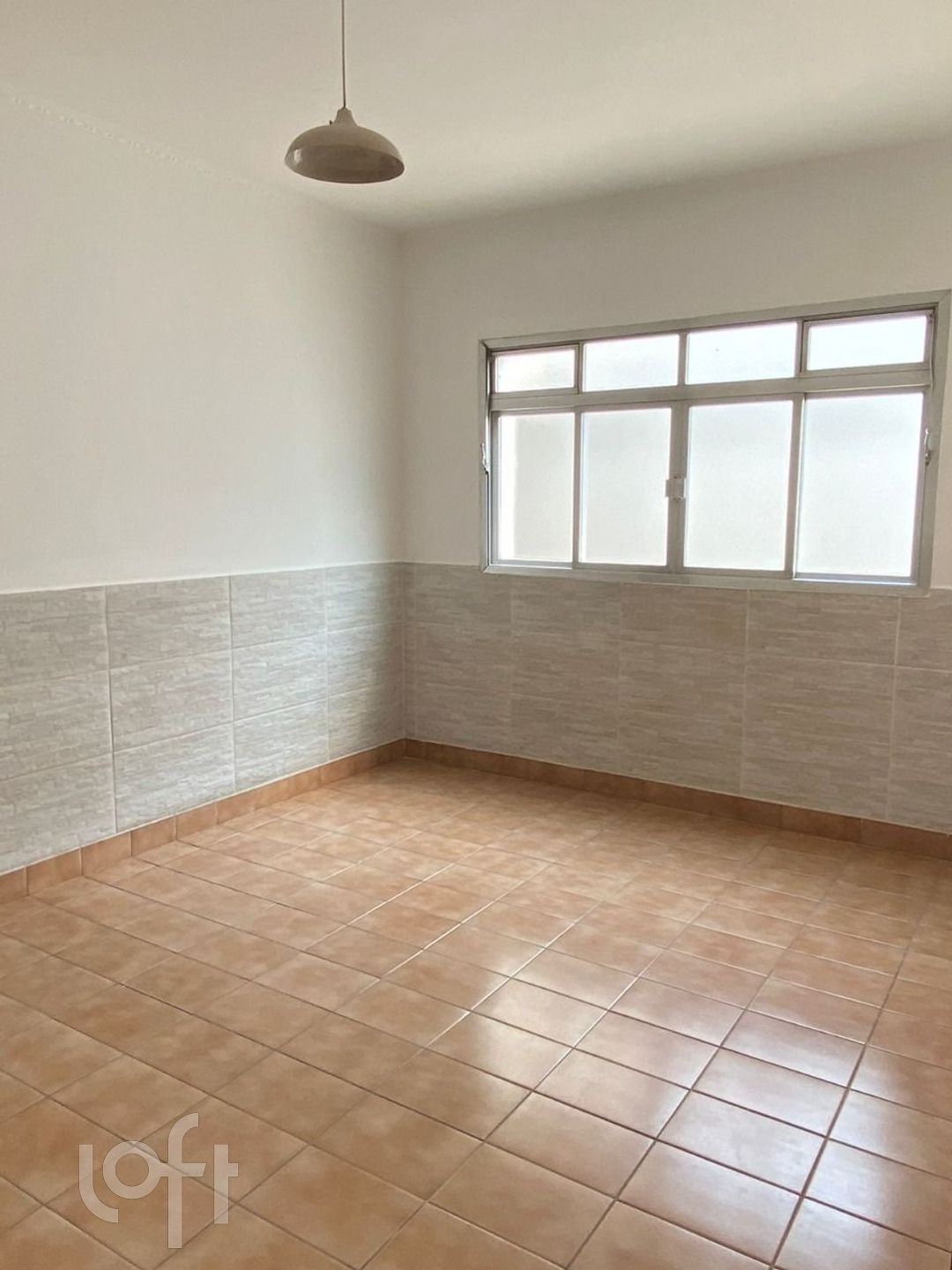 Casa à venda com 3 quartos, 200m² - Foto 1