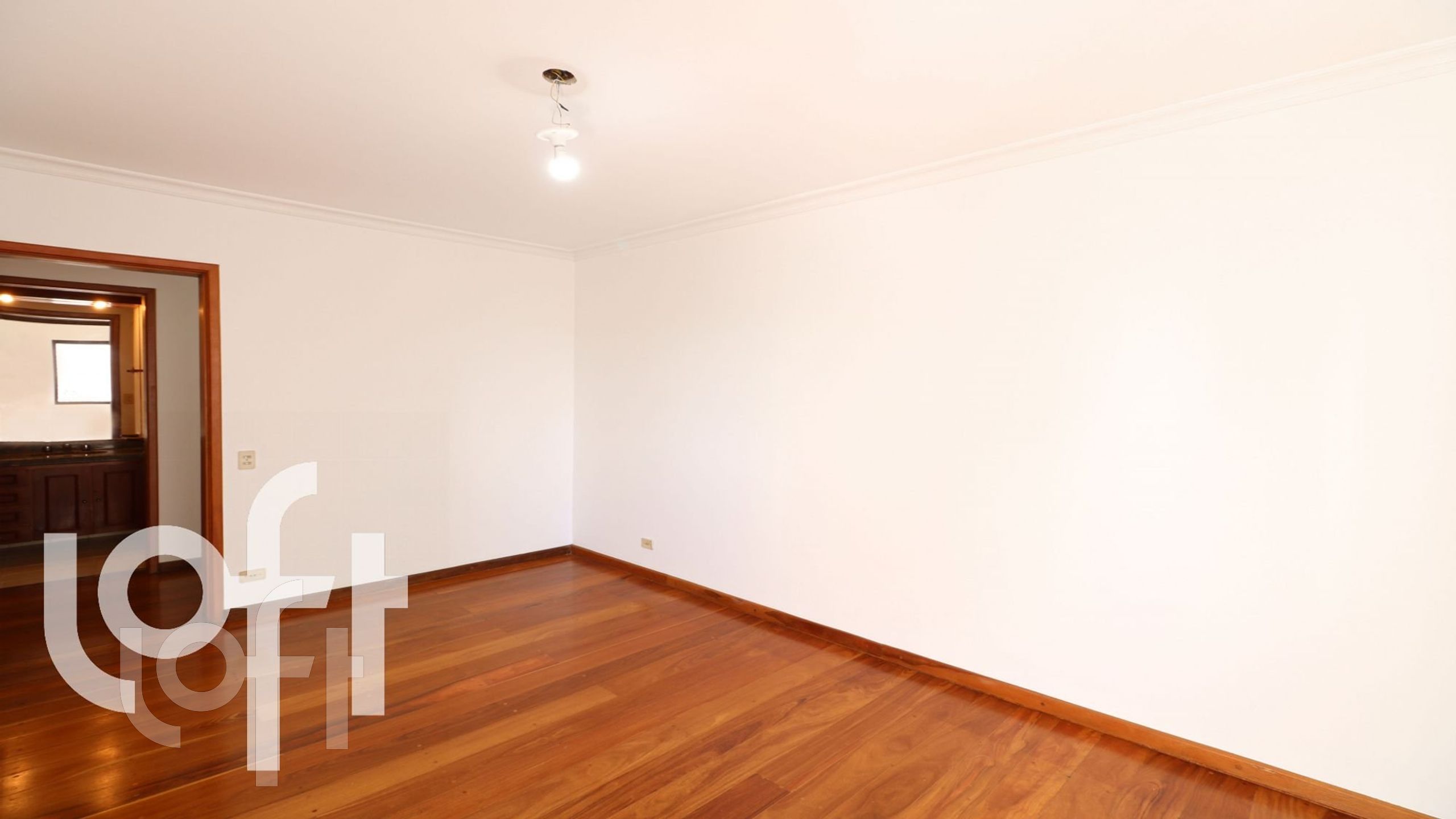 Apartamento à venda com 4 quartos, 200m² - Foto 9