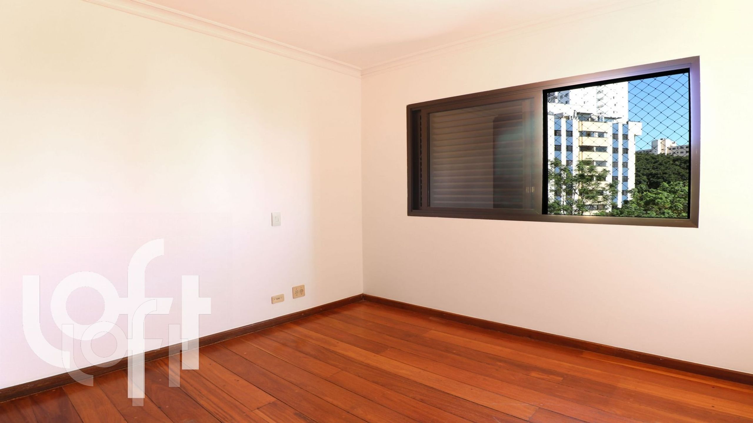 Apartamento à venda com 4 quartos, 200m² - Foto 6