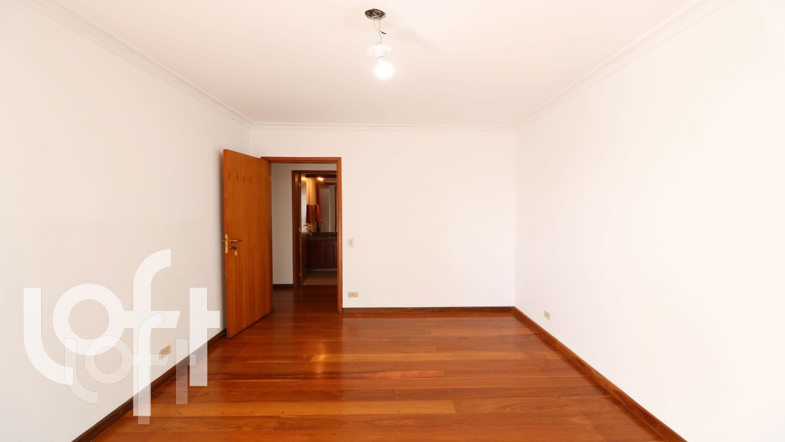 Apartamento à venda com 4 quartos, 200m² - Foto 11