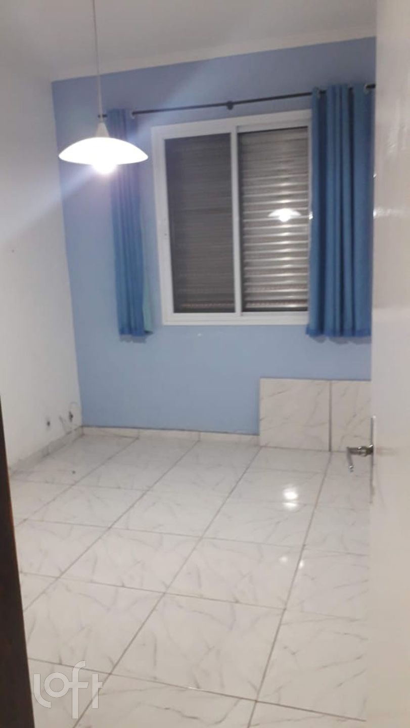 Apartamento à venda com 2 quartos, 70m² - Foto 3