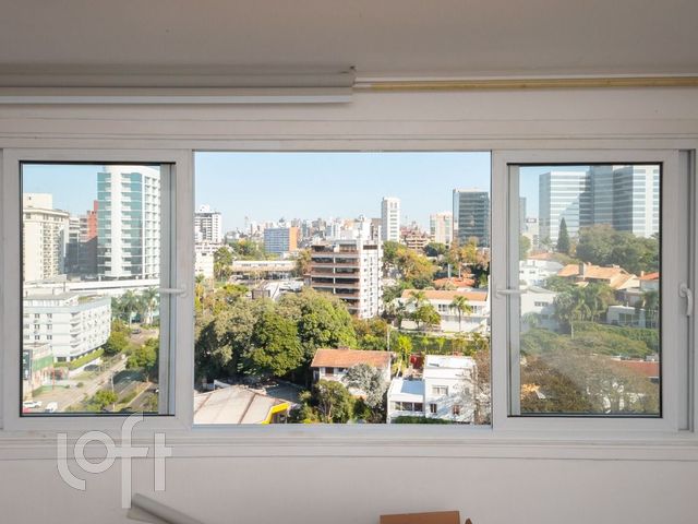 Apartamento com 130m², 3 dormitórios, 1 suíte, 2 vagas, Boa Vista em Porto Alegre