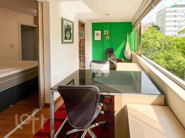 Apartamento com 85m², 2 dormitórios, 1 suíte, 1 vaga, Bom Fim em Porto Alegre