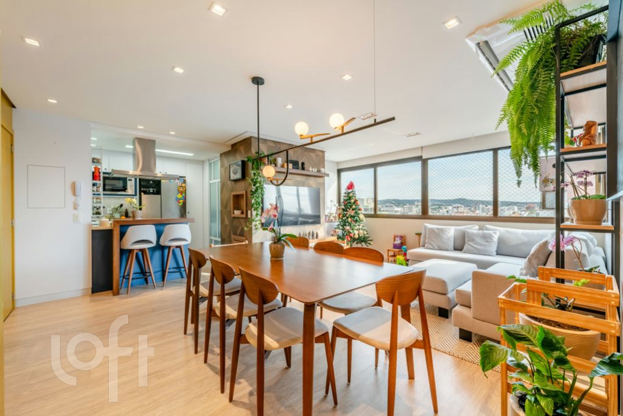 Apartamento com 96m², 3 dormitórios, 1 suíte, 3 vagas, Bom Fim em Porto Alegre