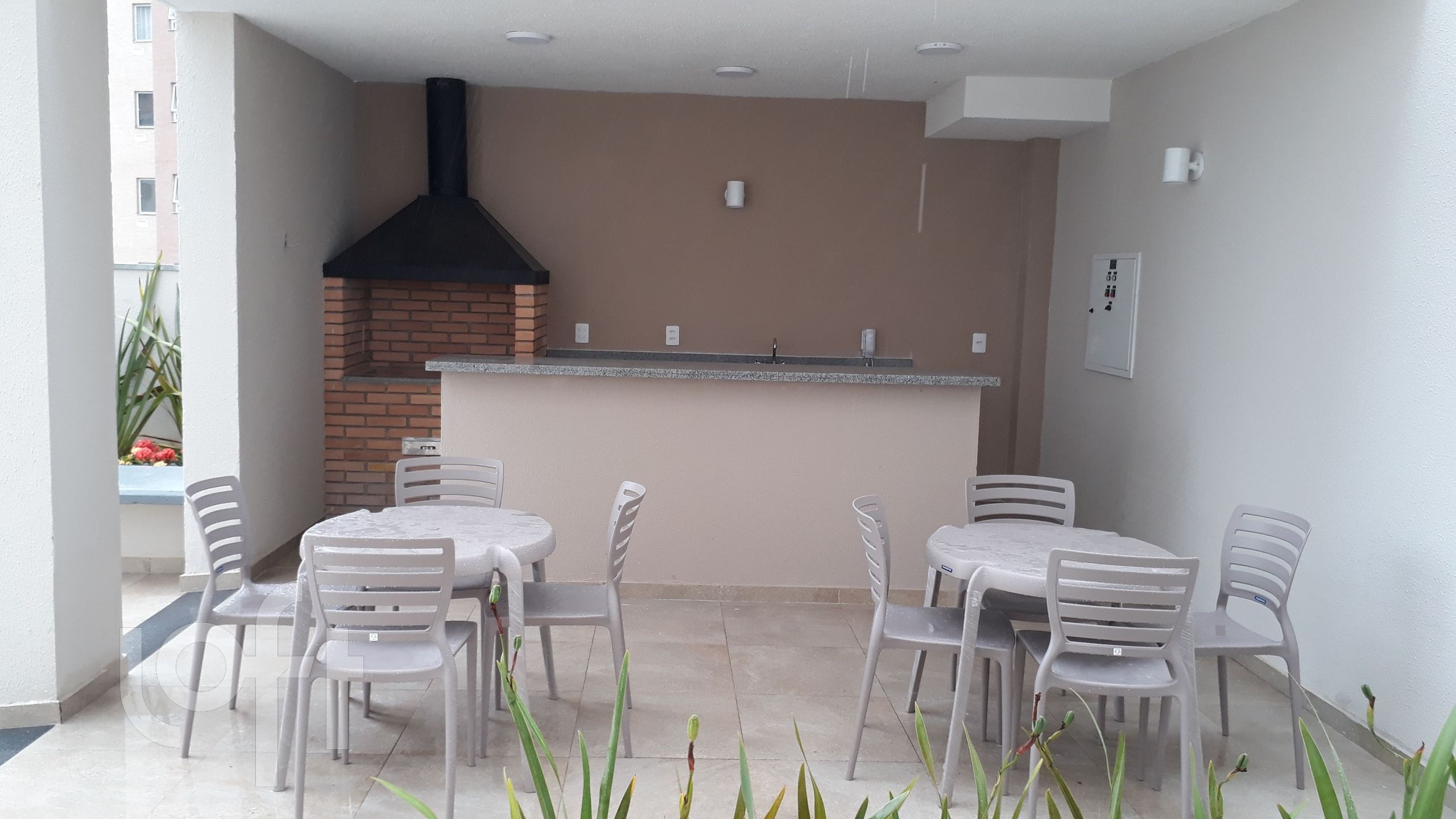 Apartamento à venda com 2 quartos, 42m² - Foto 4