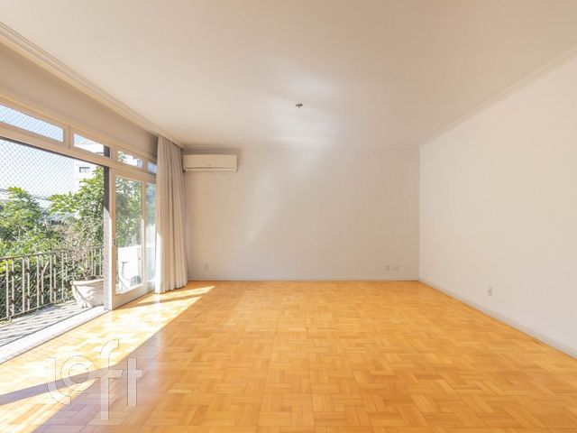 Apartamento com 167m², 3 dormitórios, 1 suíte, 1 vaga, Bela Vista em Porto Alegre
